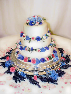 Traditional wedding cake.